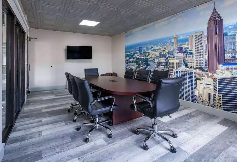 Отель Wingate By Wyndham Atlanta Galleria/ Ballpark