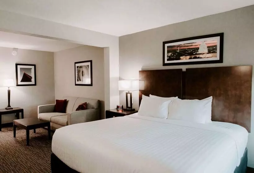 ホテル Wingate By Wyndham   Dulles International