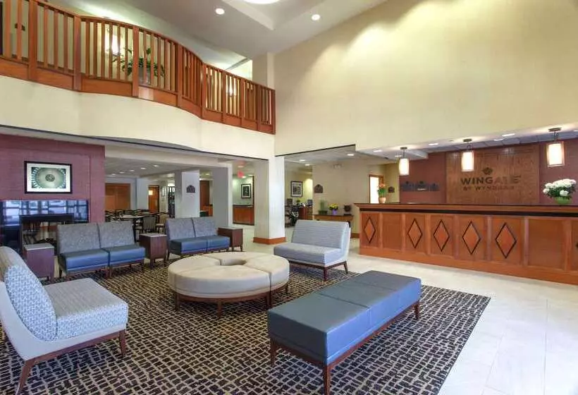 ホテル Wingate By Wyndham   Dulles International