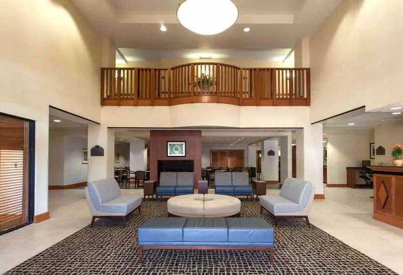 ホテル Wingate By Wyndham   Dulles International