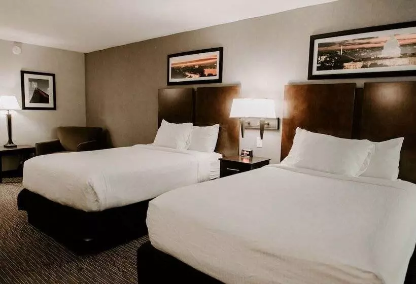 ホテル Wingate By Wyndham   Dulles International