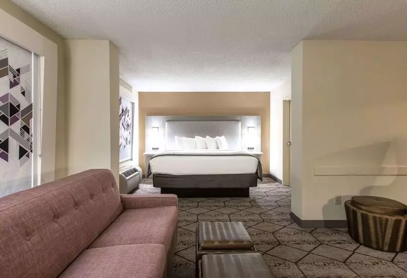 هتل Wingate By Wyndham Charlotte Concord Mills/speedway