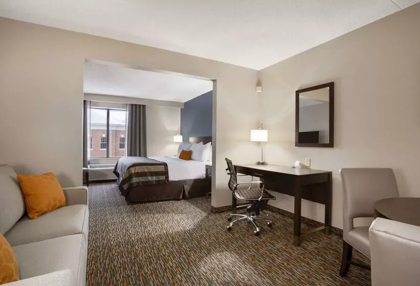 호텔 Wingate By Wyndham Sylvania Toledo