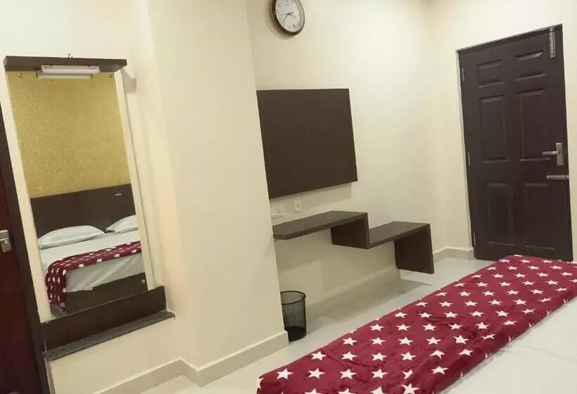 Retkeilymaja Sri Krishna Residency