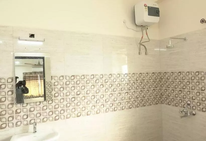 Retkeilymaja Sri Krishna Residency