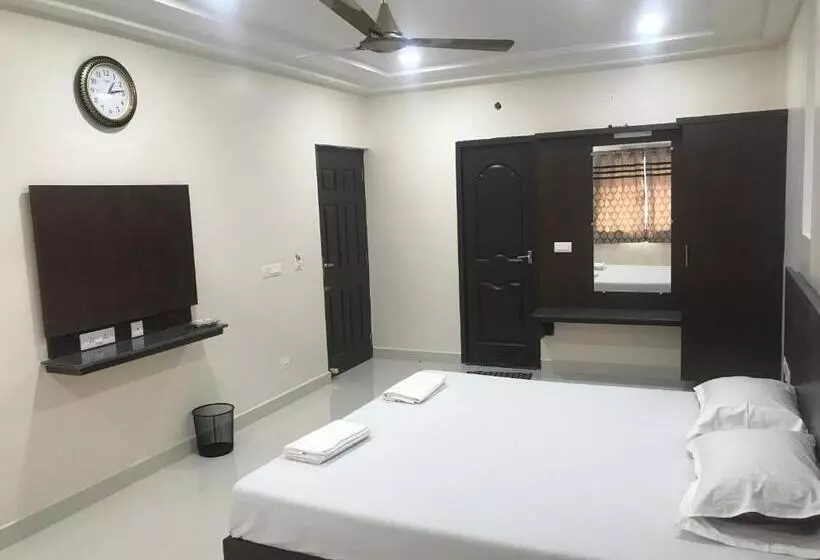 Retkeilymaja Sri Krishna Residency