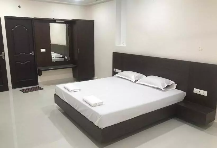 Retkeilymaja Sri Krishna Residency