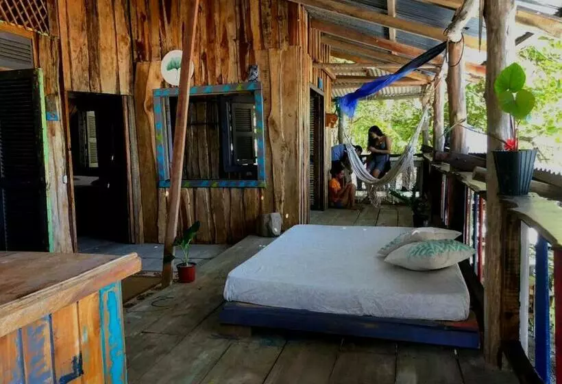 Aamiaismajoitus (B&B) Surfhost