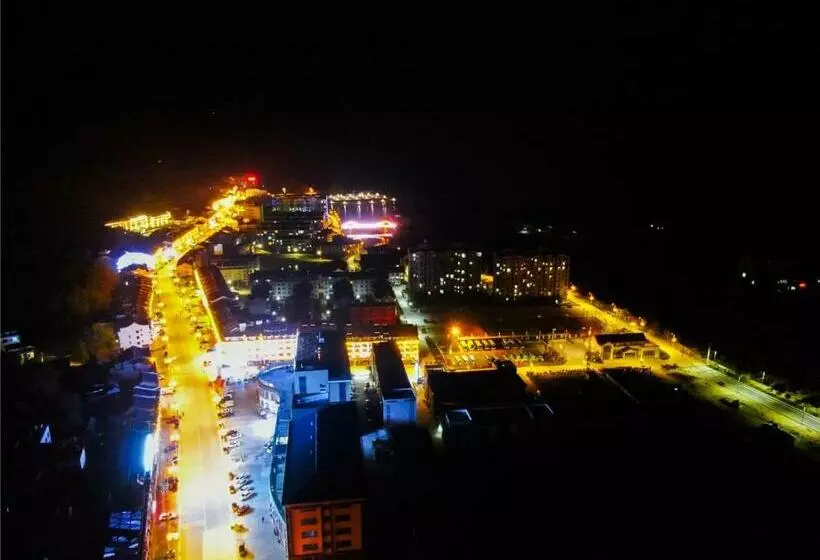 ホテル 7days Premium Lu'an Tiantangzhai Scenic Area Branch