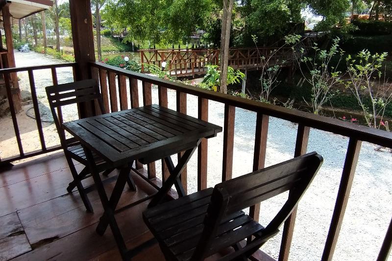 Hotelli Capital O916 Chill Chill D Pool Villa