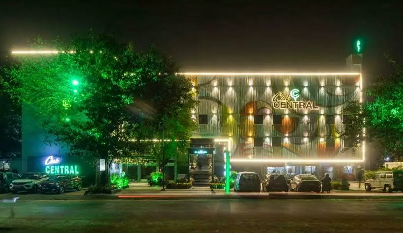 ホテル Club Central