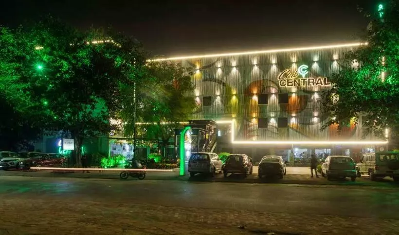 ホテル Club Central