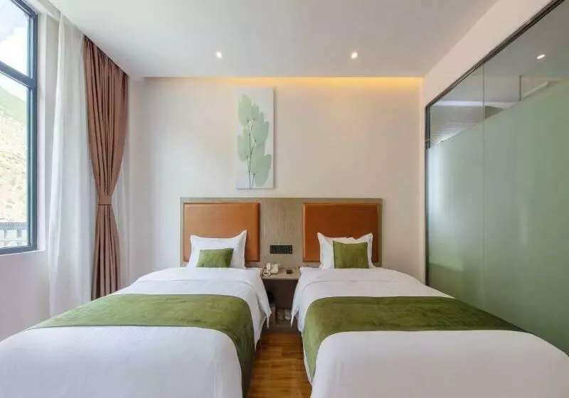 Hotelli Greentree Inn Ganzi Daochengzhou Scenic Area