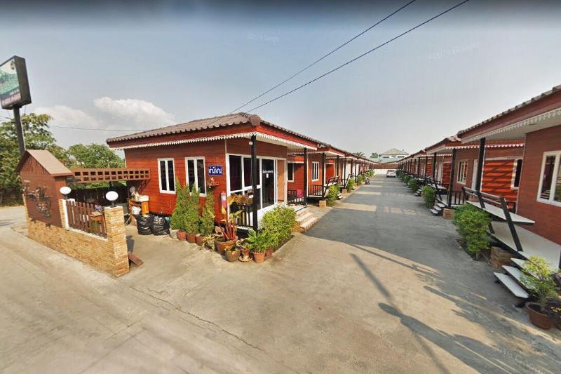 Hotelli Oyo 1166 Train Way Resort