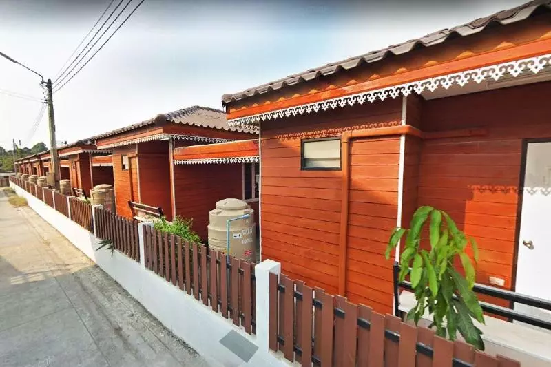 Hotelli Oyo 1166 Train Way Resort