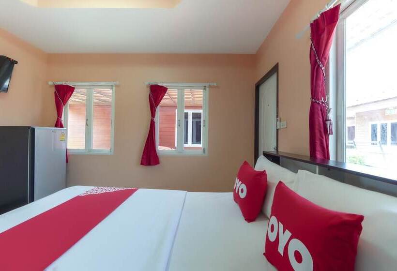 Hotelli Oyo 1166 Train Way Resort