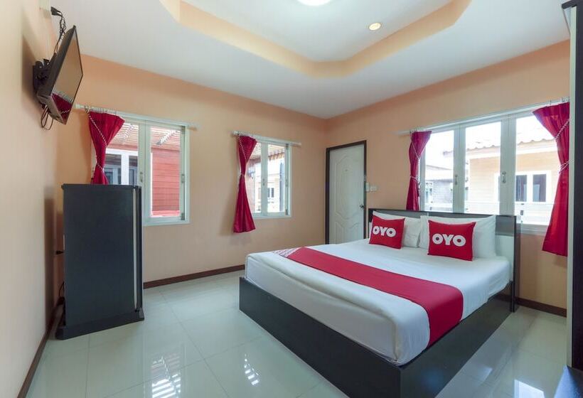 Hotelli Oyo 1166 Train Way Resort