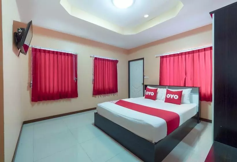 Hotelli Oyo 1166 Train Way Resort