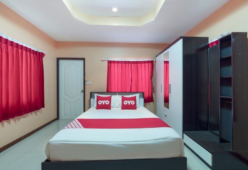 Hotelli Oyo 1166 Train Way Resort