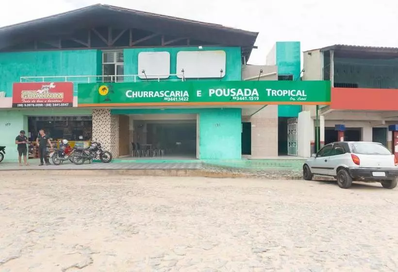 ホテル Oyo Pousada Tropical