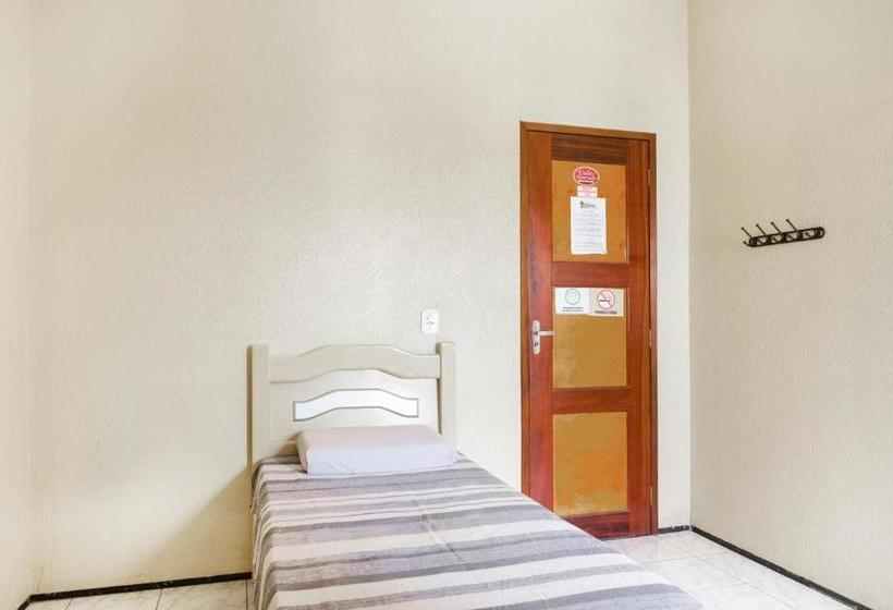 בית מלון כפרי Oyo Pousada Tropical