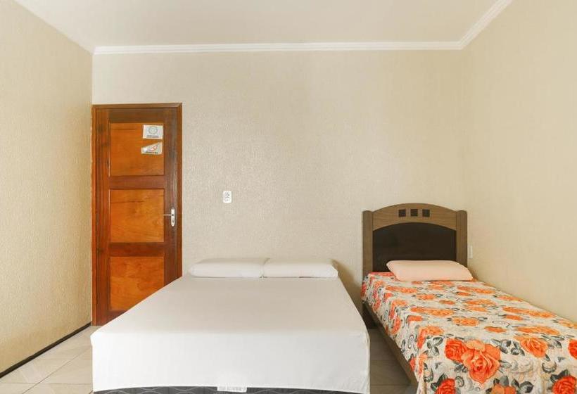 בית מלון כפרי Oyo Pousada Tropical