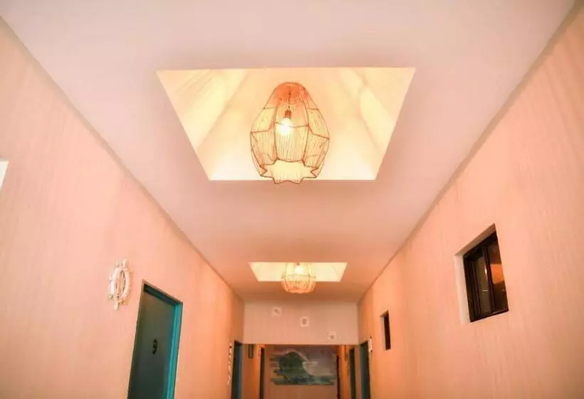 Hotelli Reef On The Water