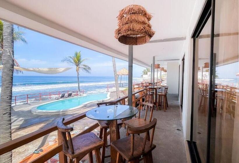 酒店 Reef On The Water