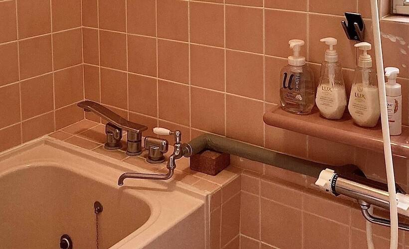 Pensió Gallery Hara And Guest House