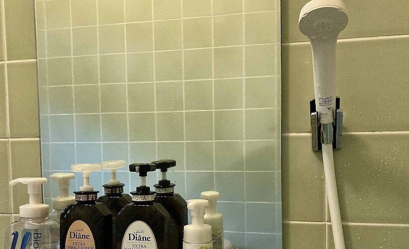 Pensió Gallery Hara And Guest House