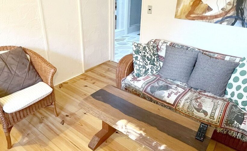 Pensió Gallery Hara And Guest House