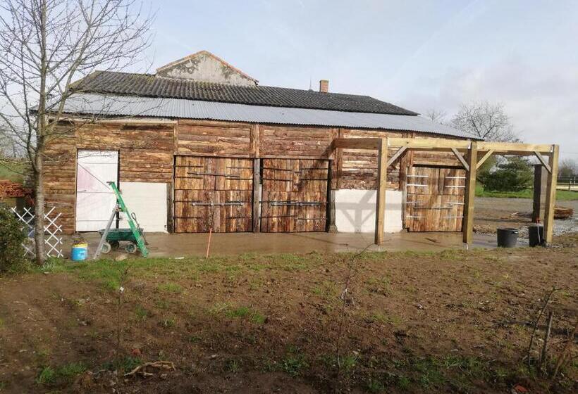 膳宿费 La Colline Des Hauts Bocages Vendéens