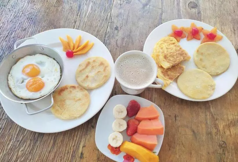 ペンション Manakin Tayrona