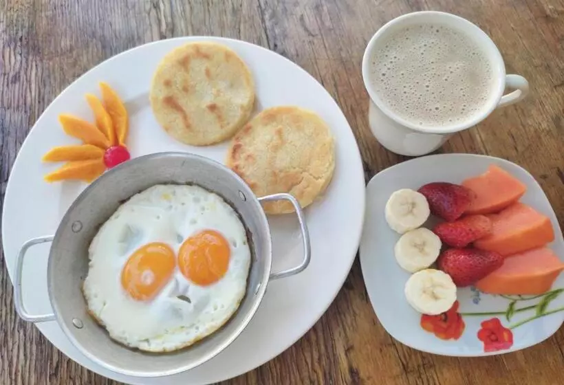 ペンション Manakin Tayrona