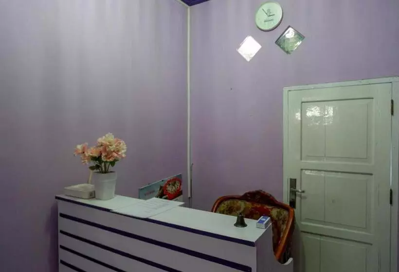 Reddoorz @ Hotel Aulia Majene