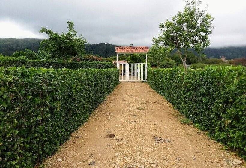 민박 C&h Campestre El Oasis