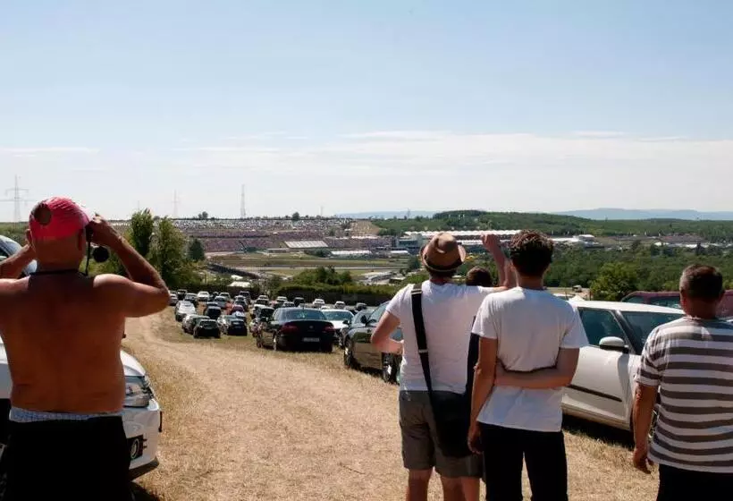 ベッドアンドブレックファースト Kamarás Ring House