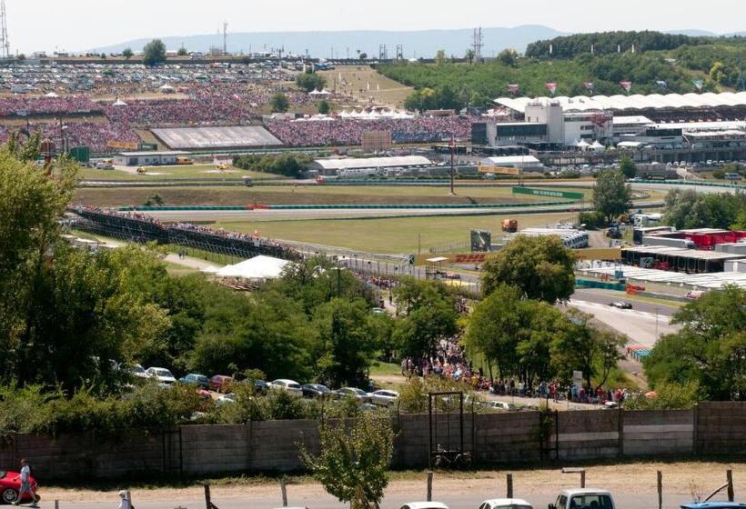 Bed and Breakfast Kamarás Ring House