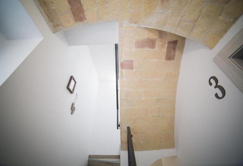 住宿加早餐  La Seconda Luna