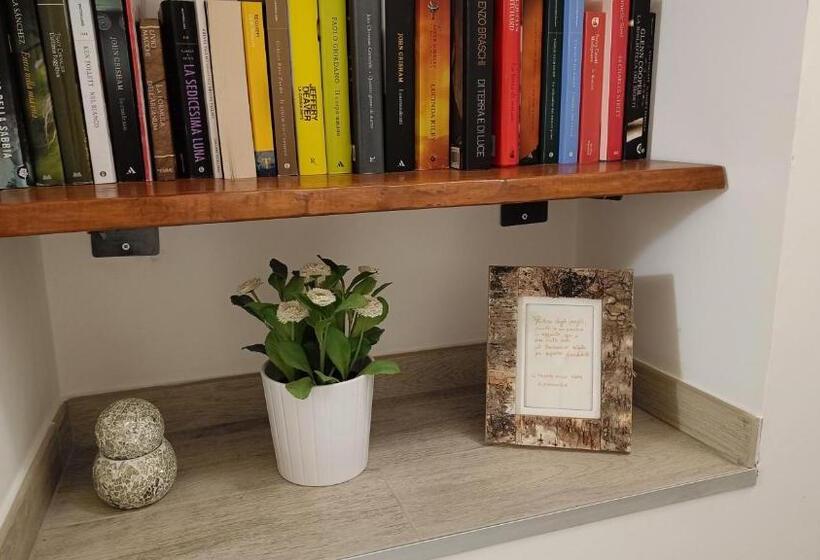 住宿加早餐  La Seconda Luna