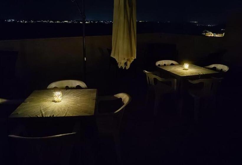 住宿加早餐  La Seconda Luna