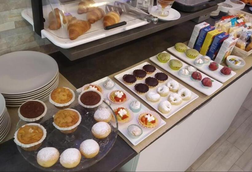 住宿加早餐  La Seconda Luna