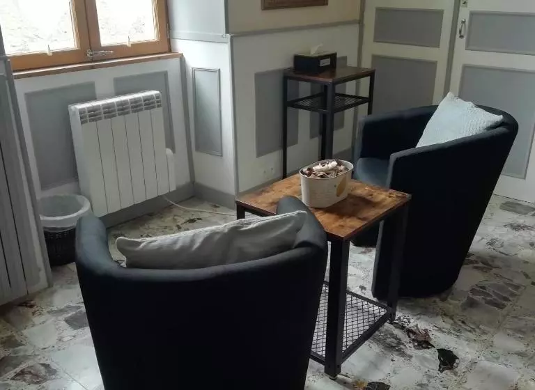 Aamiaismajoitus (B&B) No.15 Chambre Dhote
