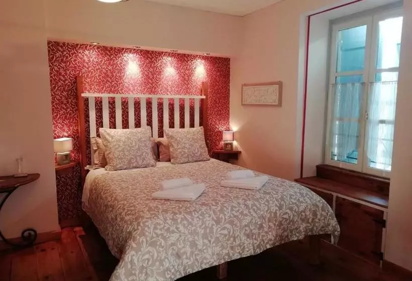Aamiaismajoitus (B&B) No.15 Chambre Dhote