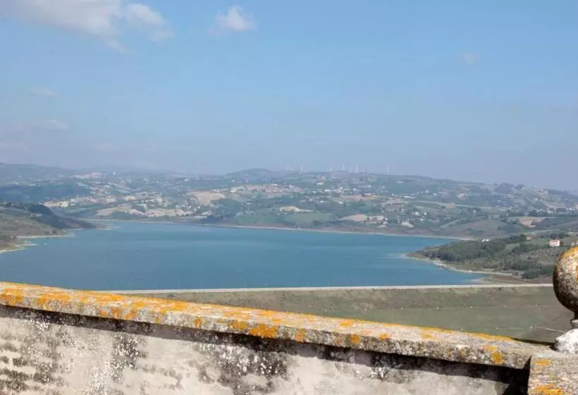 ホテル Albergo Diffuso Di Campolattaro