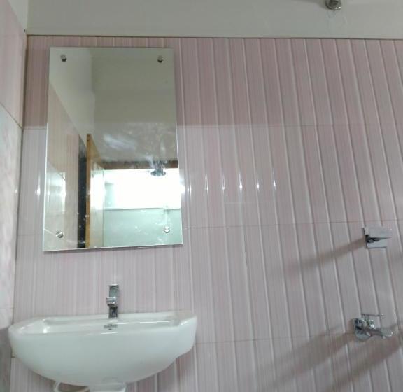 בית מלון כפרי Apsara Residency