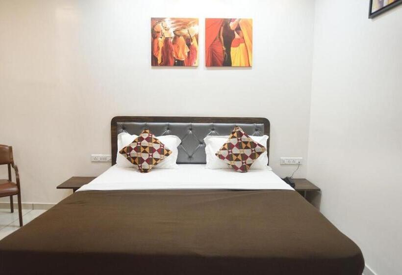 בית מלון כפרי Atithi Inn