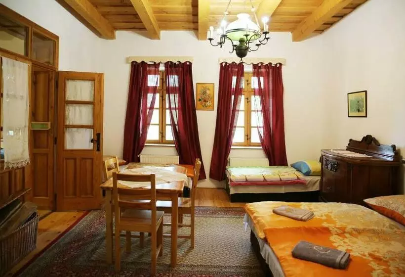 Hotelli Garábi Udvarház