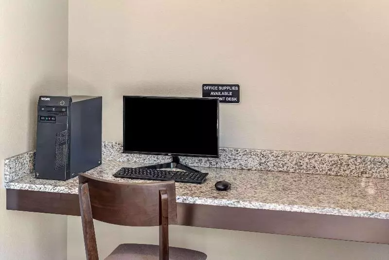 Hotelli Mainstay Suites Newberry  Crane