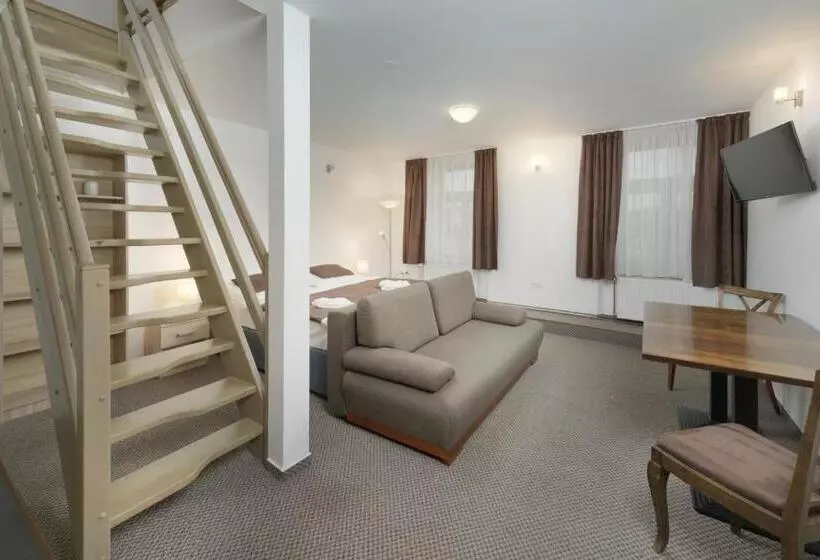 Hotelli Na Staré Poště